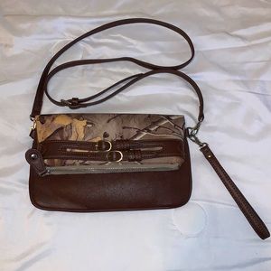 Realtree Crossbody purse, wristlet